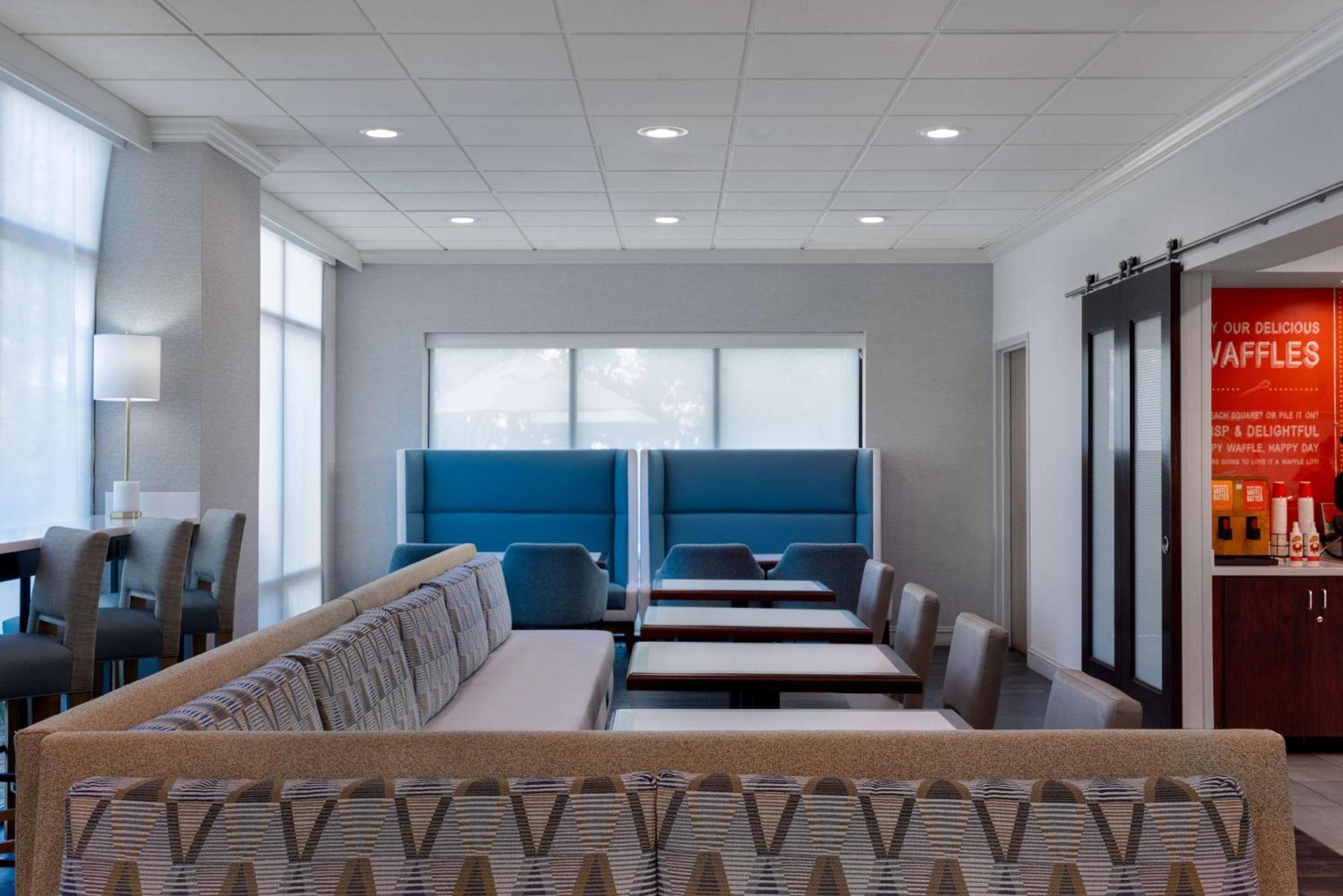 Hampton Inn Tallahassee-Central Exterior photo